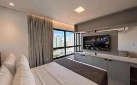Loft Confortável e Luxuoso ao lado do Shopping CG.